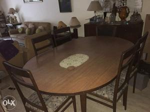Dining Table 6 chairs excellent