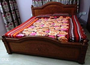 High Quality King Size Bed with 2 Side Tables. 7 Yr old. For