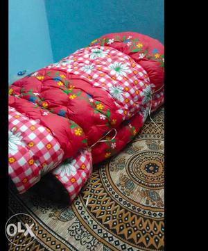 King size Mattress and white cotton rajai for sale