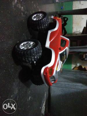 Rc truck.%working and but 5 months