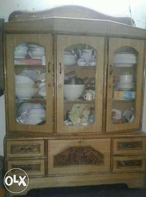Showcase used in good condition