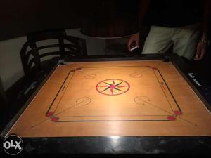 Champion board carrom for sale with stand and lamp