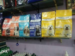 Super primum quality dog food available all range call