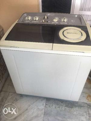 LG Semi washing machine 7.5kg, in good working