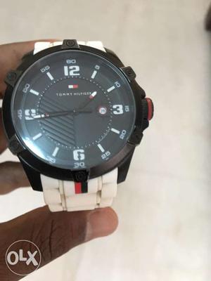 Round Black And White Tommy Hilfiger Watch With White Rubber