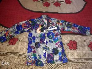 2time used shirt only size 2-3year boys
