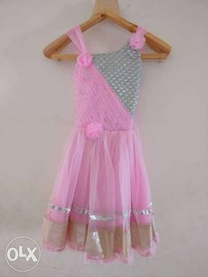 3-4 Year's Kid's Pink And Silver Sleeveless Frock