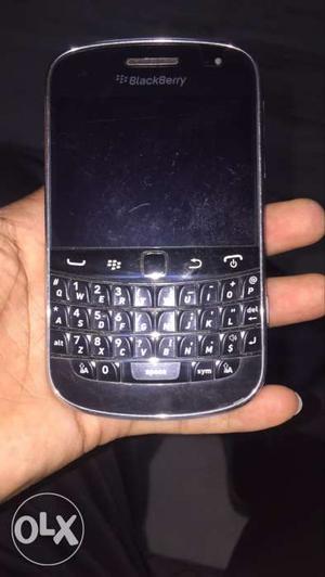 Blackberry bold only 6 month use excellent