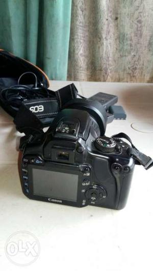 CANON EOS 400D DSLR camera with 2 batteries and 256MB Memory