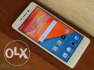 Gud condition oppo r7 lita With charger