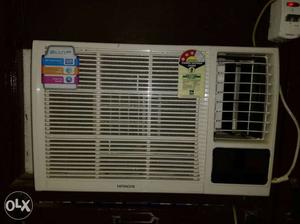 Hitachi 1 Ton Ac new condition two year old, Nine