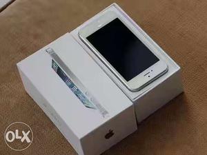 Iphone 5/32gb. 6 month old