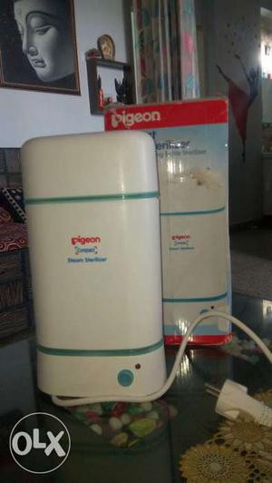 Its a pigeon bottle sterilizer,used only 2-3