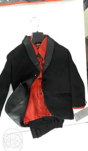 Kids 1 to 3 year black suit with red shirt
