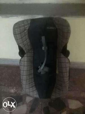 Lmported Baby car seat in excillent condition