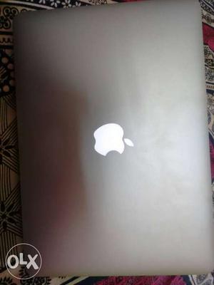 MacBook air  core i5 4gb ram 128gb ssd only 