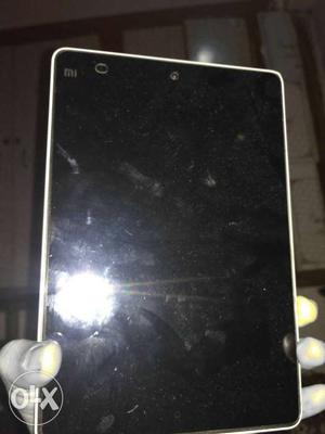 Mi tablet only 1 yr used in good condition.
