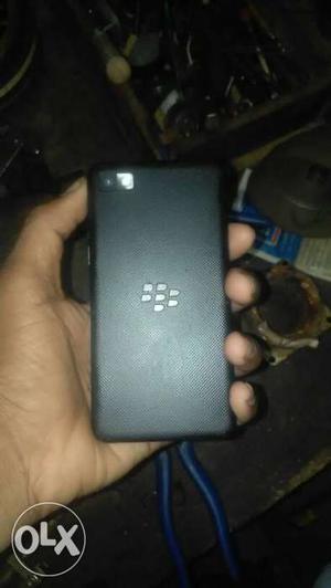 My blackberry zl0 is super condition not a small
