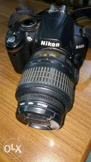 Nikon D with Camera bag and Memory card!