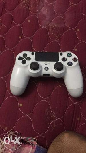 Ps4 controller 5 month use only