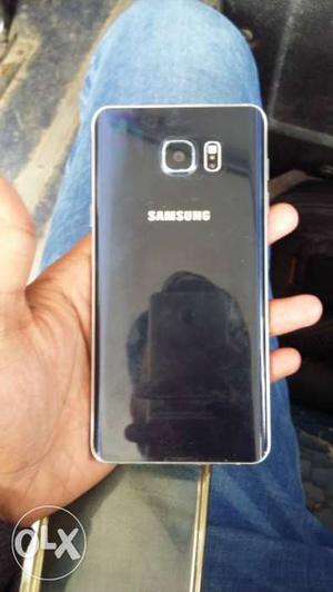 Samsung galaxy note 5 one year old with all