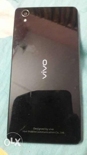 VIVO Y51L just 9 months old phone in absolutely