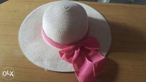 Wicker Beige Hat With Pink Ribbon