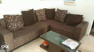 6 seater L shape sofa. In excellent condition