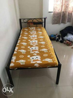 Black Metal bed with Mattress