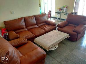 Couch and sofa set - 5 seater. Price set with 40%