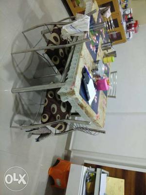 Dinning table with 4 chairs gloss top