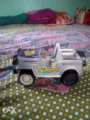Gray And Yellow 7 Commander Toy Car