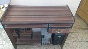 I want to sell my 6 computer table