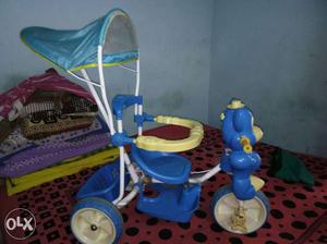 Kids tricycle good condition.