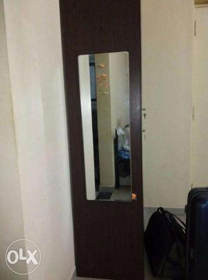 Wall mirror