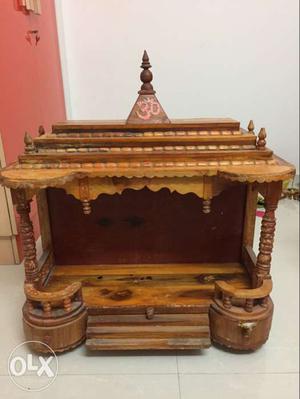 Wooden Altar for sale.. 2.5 ft by 2 ft.. perfect