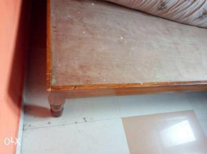 Wooden dewan cot with bed good no damage