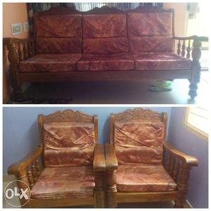 Wooden sofa set 5 Seat (3+1+1) for sale.