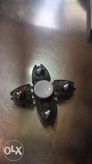 Black And Gray Hand Spinner