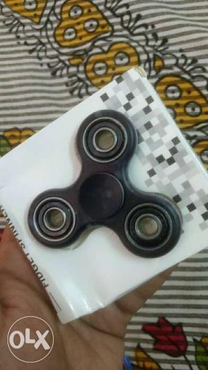 Black finger spinner with box IMPORTED QUALITY