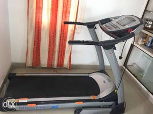 BlackFitness World Treadmill