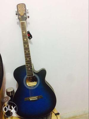 Hello, I want to sell my Unused Acoustic guitar.
