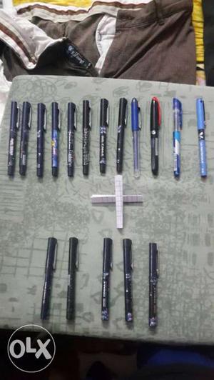I want to sell my collection of 12 pens +5 etc.