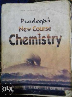 Pradeep's New Course Chemistry Book