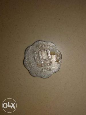 Scalloped Silver 10 India Paise Coin