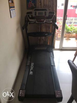 Sole F63 - Treadmill in top condition at a
