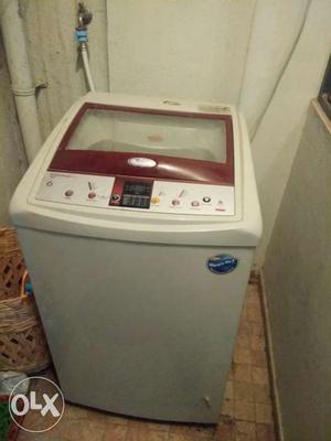 15 months old washing machine... Automatic... 7.0