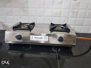 2 Burner Gas Stove, Almost New, 6 months old, excellent