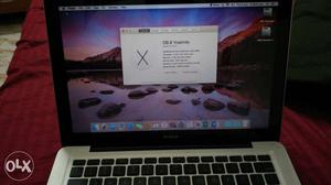 Apple MacBook gb / 320gb
