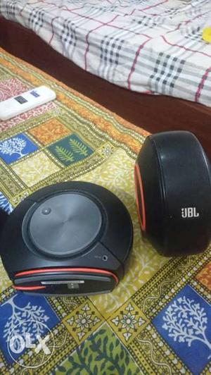 Black JBL Bluetooth Speakers in excellent working